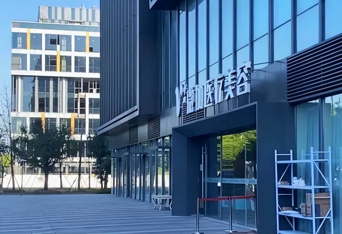 鼻子做歪投诉多，上海芙若拉医疗美容曾涉百万医疗事故